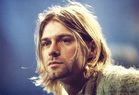 Kurt Cobain Listen To An Unheard Song Go Inside The New Issue
