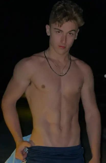 Shirtless Male Muscular Blond Frat Guy Jock Hunk Body Beefcake Photo