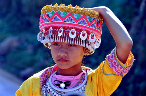 Laos-Hmong girl- festival hmong near Phongsali (Explore) | Laos, Hmong, Festival captain hat