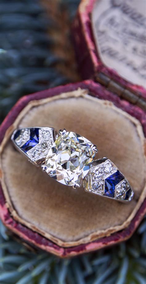 Art Deco Engagement Ring 2 Carat Old Mine Cut Diamond GIA K VS2 Art