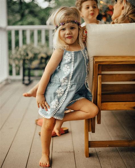 Toddler Outfit Ideas Flower Crowns Little Girls Hairstyles Kids