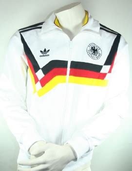 The germany jersey 2019 design is available in sizes for men, women and kids. Adidas Germany jacket tracktop World Cup 1990 jersey men's ...