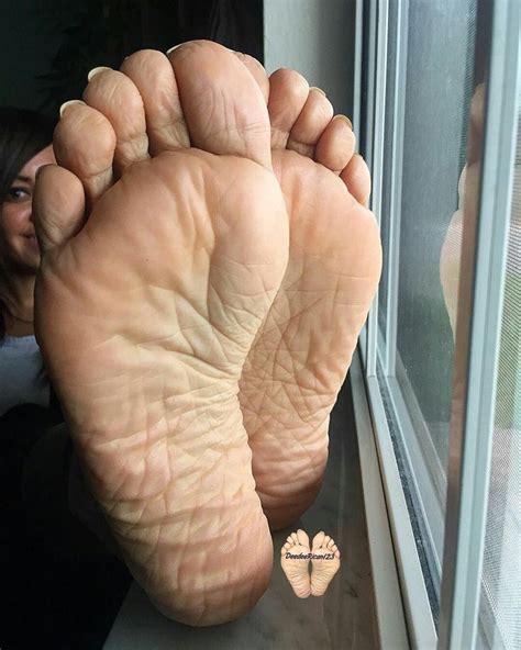 Pin By Eric Canady On Nice Feet Soft Soles Feet Deep