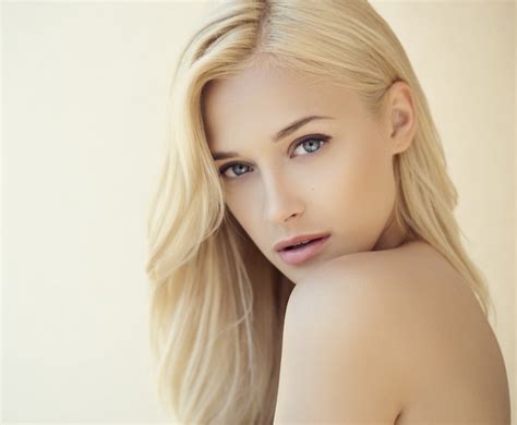 Bleach Blonde Hair Care Expert Tips