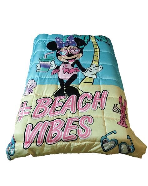 Find bedding sets and snooze sets to complete your bed at urban outfitters. Wiggle wink Minnie Mouse Beach Single comforter