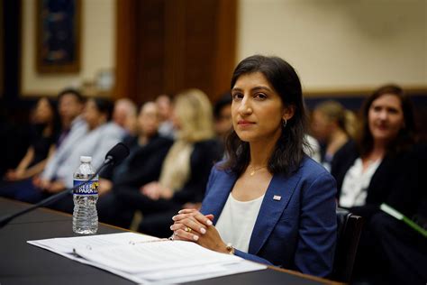 Who Is Lina Khan Meet The Unshakeable Ftc Chair Rattling Big Tech