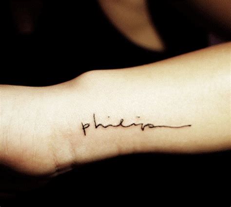 Wrist tattoos are an inspiration to many people because these tattoos look beautiful once they get ink on the body. Pin by Crystal Brindle on Tattoo | Name tattoos on wrist ...