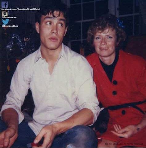 Senator from new york from january 1965 until his assassination in june 1968. Pin on Brandon Lee