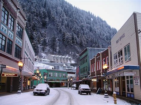 Here Are The 5 Safest And Most Peaceful Places To Live In Alaska