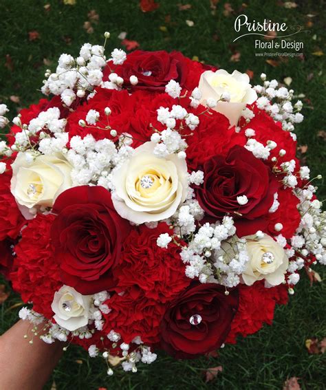 These are pictures of cascading wedding bouquets that we ourselves have done for our weddings. Pin auf Wedding Bouquet