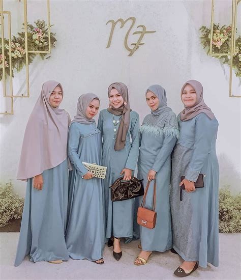 Dress Gaun Bridesmaids Hijab On Instagram Sinthiafaronica Baju