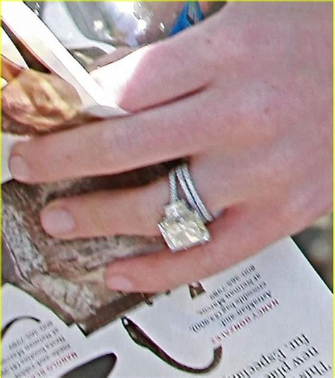 Engagement Rings Celebrity Hilary Duff 2 Hilary Duff Engagement Ring