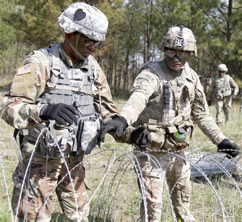 Dvids Images Combat Engineers Heighten Defensive Skills With