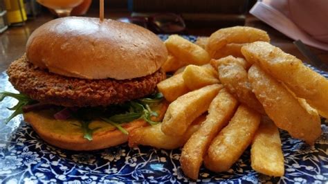 Wetherspoons Have Finally Started Selling Their First Ever Vegan Burger