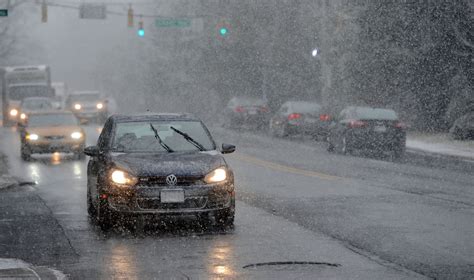 Light Snow A Tenth Of An Inch Of Ice Forecast Overnight Baltimore