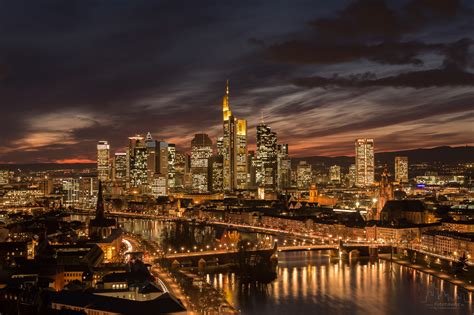 Frankfurt Skyline Bei Nacht Fototante