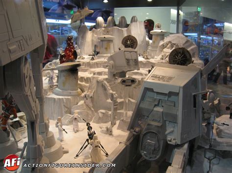 Check out warmasterkyst199's collection star wars hoth diorama: Action Figure Insider Galleries: Hoth Diorama