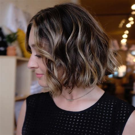 19 ultra short pixie this androgynous haircut is so short its almost a buzz cut but leaves hair on top slightly longer than the closely shaved sides. 10 Beautiful Medium Bob Haircuts &Edgy Looks: Shoulder ...