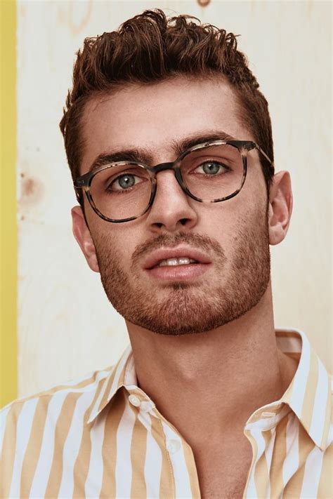 Pin De Travis Wilson Em H A I R Homens De óculos Óculos Masculino