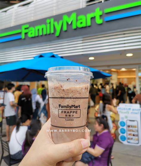 Since then, more outlets have begun blooming across penang. First FamilyMart Penang Officially Opens