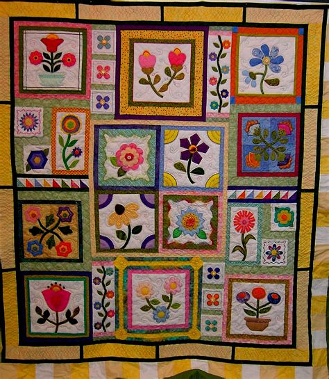 612 likes · 1 talking about this. Another Mary Ann Custom Machine Quilting: embellished quilt