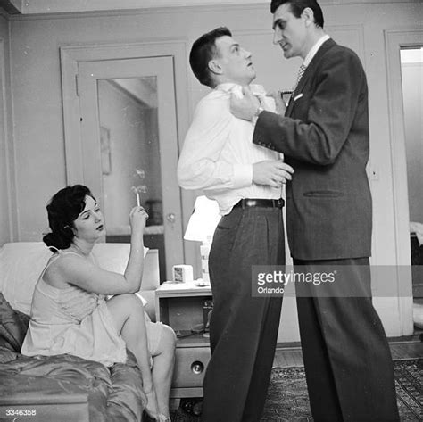 Man Smoking In Bedroom Photos Et Images De Collection Getty Images