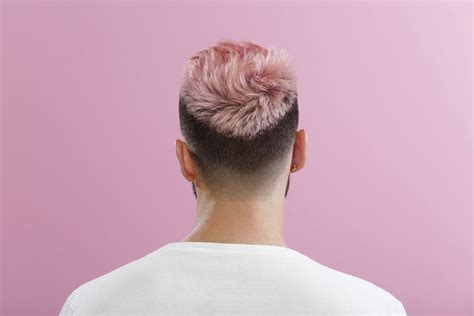 Yes, i too dye my own hair at home. How to cut or dye your hair in quarantine - Vox