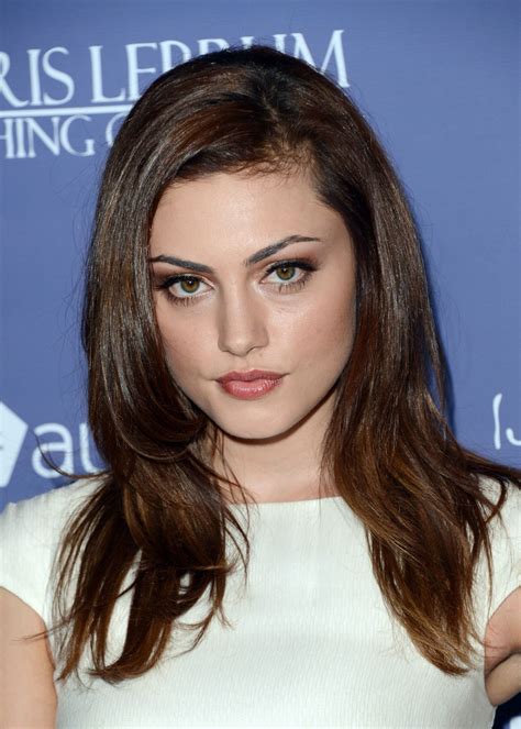 Phoebe Tonkin At Australians In Film Awards And Benefit Dinner In