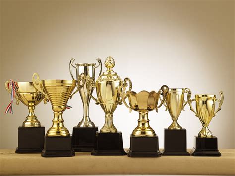 Amazing Benefits of Introducing an Award System into Your Small Business!