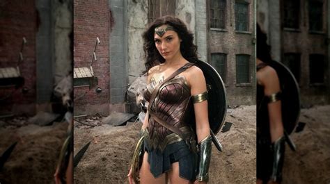 Photo Of Gal Gadots First Day On The Batman V Superman Set Is Totally