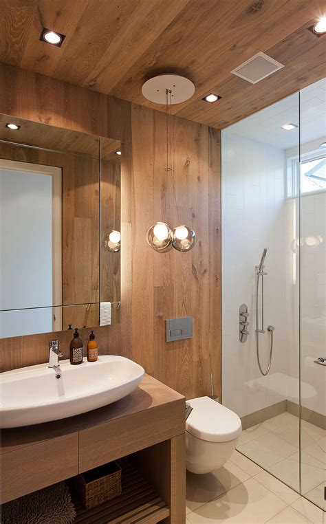 Modifikasi dari kaca kamar mandi dengan frame adalah kaca yang dibuat seperti pintu rumah dengan model double panel. Tips Memilih Kaca Kamar Mandi sebagai Partisi yang Keren