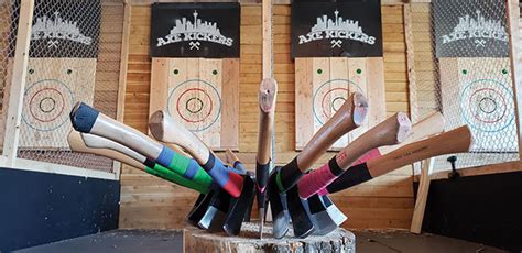 Urban Axe Throwing Trend Hits The Northwest Attractions Northwest