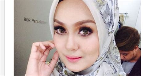 Download_bokep indo 2019 dokter miss hijab sange ngentot, full : Sexsi Hijab Masturbasi - Pin di x Ervina Mulya x - Dewi ...