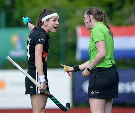 De nederlandse hockeyploeg is het team van vrouwelijke hockeyers dat nederland vertegenwoordigt op internationale toernooien. Aangeslagen Amsterdam heeft misschien wel een trauma ...