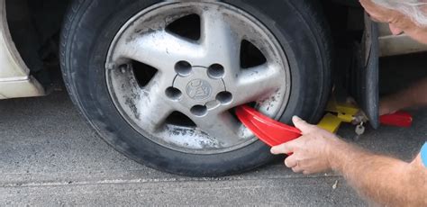 Check spelling or type a new query. SCA Anti Theft Car Wheel Lock for Cars, Caravans,Trailers ...