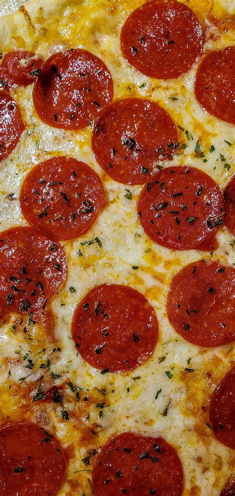 Pepperoni Pizza Dominos Greek Pizza Pepperoni Hd Wallpaper Peakpx