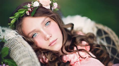sexy cute and beautiful blue eyed brunette teen girl wallpaper 3125 1920x1080 1080p