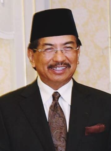 Alhamdulilah saya bersyukur kepada allah swt kerana akhirnya dengan izin tuhan, ingin memaklumkan bahawa satu gabungan baharu telah di bentuk bersama dengan ahli dewan undangan negeri sabah (adun). Kenyataan Akhbar Peguam Tan Sri Musa Aman | BORNEONEWS.NET