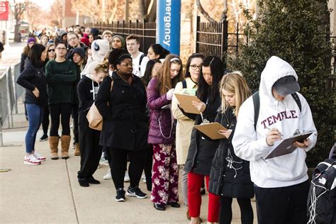 Mumps Outbreak At Pa University Has Hundreds Of Students Lining Up For