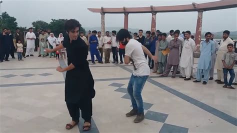 Tarian Pakistan Suku Pathan Attan Dance Pathan Traditional Folkdance Youtube