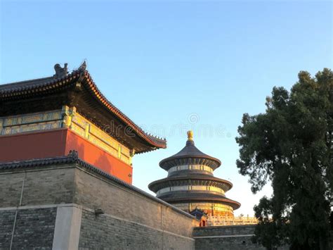 Exterior Wall And Pavillion At The Temple Of Heaven Beijing Stock