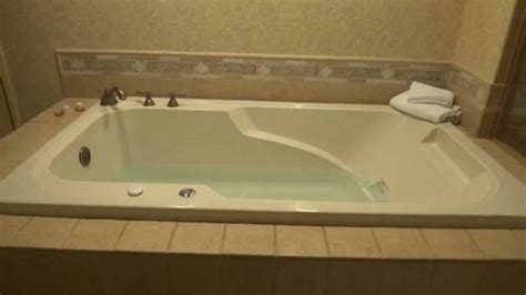 Each bathtub we offer is carefully. Aquaglass Whirlpool Tub - Bathtub Designs