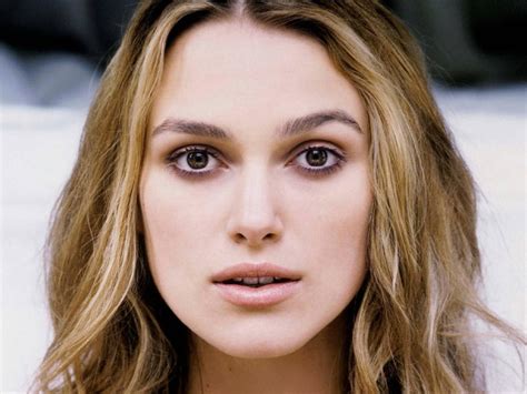 Keira christina knightley was born march 26, 1985 in the south west greater london suburb of richmond. Keira Knightley An English Actress | Sizzling Superstars