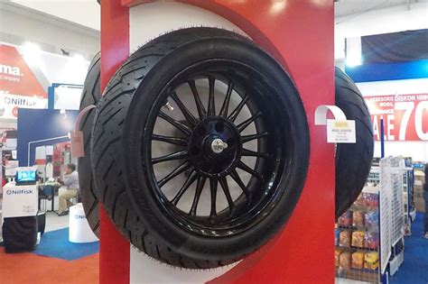 Check spelling or type a new query. Pirelli Angel Scooter, Ban Untuk NMAX Diskon Selama GIIAS 2017