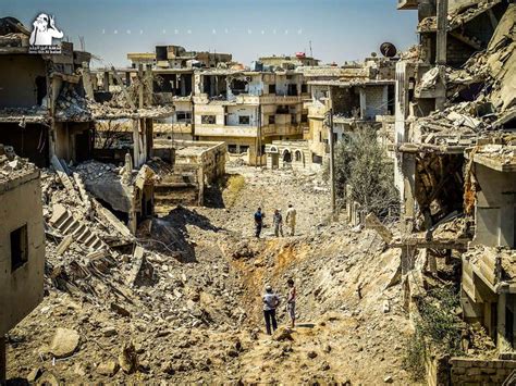Jun 27, 2021 · أفرجت السلطات السورية عن 38 معتقلا من أبناء مدينة درعا جنوب البلاد وذلك بموجب مكرمة خاصة من الرئيس بشار الأسد كما ذكر حزب البعث العربي الاشتراكي الحاكم تنسيقية درعا المحطة on Twitter: "حي طريق السد في مدينة # ...