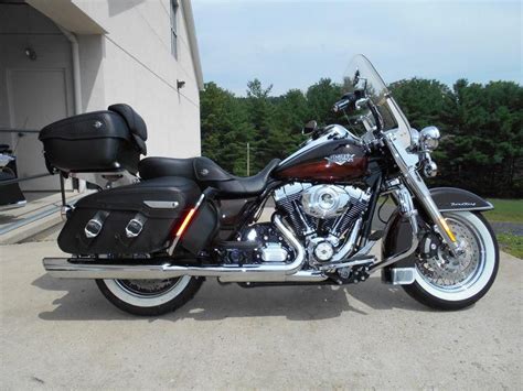 The engine produces a maximum peak output power of and a maximum torque. Buy 2011 Harley-Davidson FLHRC - Road King Classic on 2040 ...