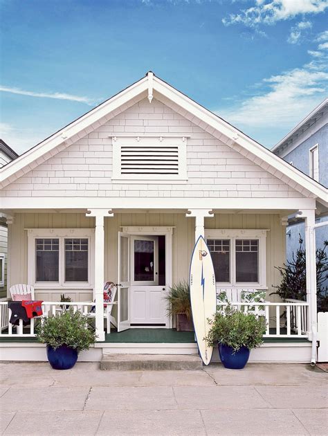 61 Beautiful Beach Cottage Ideas To Inspire Your Dream Retreat | Beach