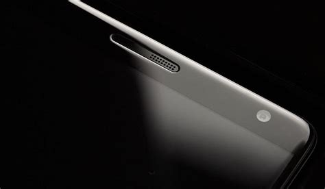Lenovo Zuk Edge Smartphone Has Snapdragon 821 And Under Glass