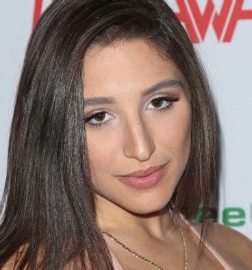 Abella Danger Bio Wiki Age Net Worth Figure Height Pics Sexiz Pix The