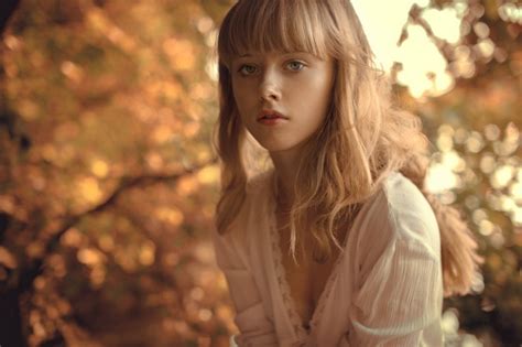 Face Warm Colors Cleavage Blue Eyes Portrait Anne Hoffmann Bangs Blonde Depth Of Field